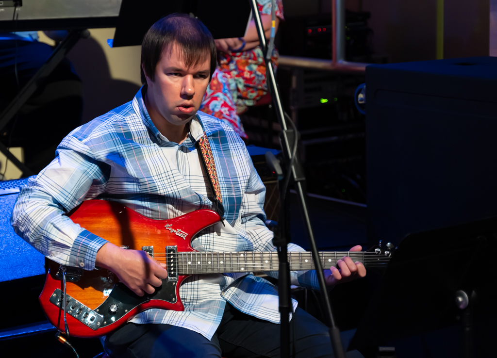 Michael Brennan guitarist